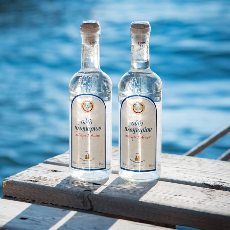 La selección más exclusiva de ouzos 【Guía 2023】 ️