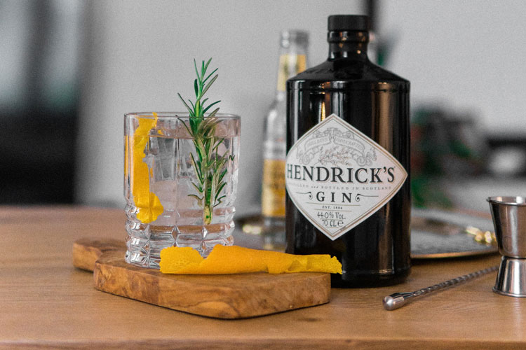 Cóctel de ginebra Hendrick's