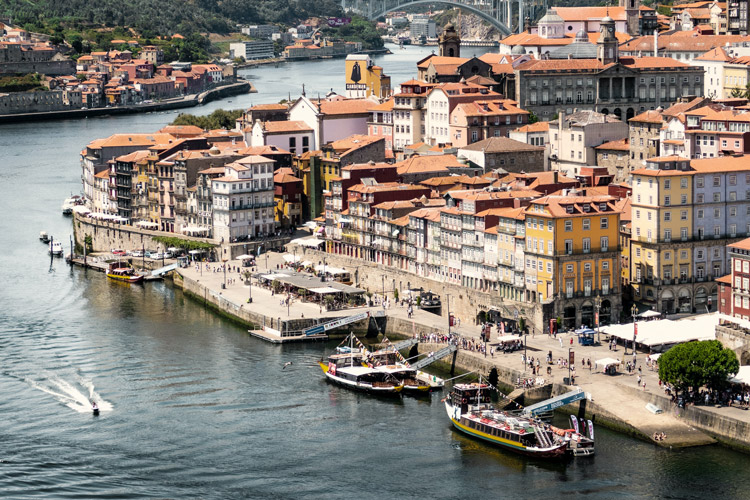 Vista de Oporto Portugal